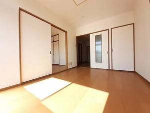 のマンスリーマンション・ウィークリーマンション「サンビレッジ　北野 201・和室(No.1371164)」メイン画像