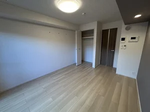 のマンスリーマンション・ウィークリーマンション「メゾン　ド　シュシュ 202・洋室(No.1371182)」メイン画像