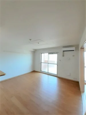 のマンスリーマンション・ウィークリーマンション「ディアコート　木太 702・洋室(No.1371212)」メイン画像