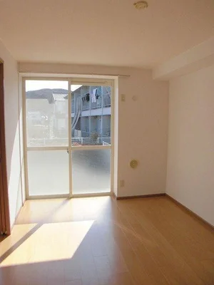 のマンスリーマンション・ウィークリーマンション「ファミール三次Ａ棟 101・洋室(No.1371215)」メイン画像