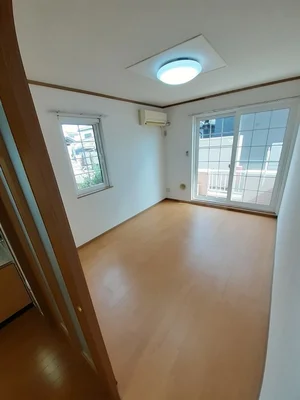 のマンスリーマンション・ウィークリーマンション「グラン・トゥール　Ｂ棟 102・洋室(No.1371458)」メイン画像