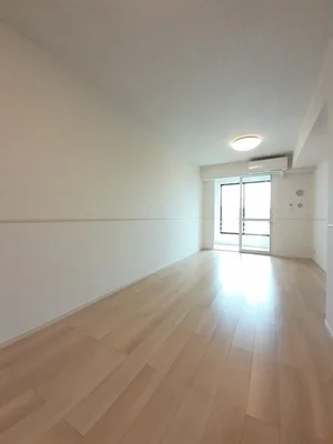 のマンスリーマンション・ウィークリーマンション「ルミエール・秀 102・洋室(No.1371669)」メイン画像