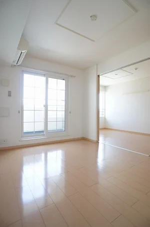 のマンスリーマンション・ウィークリーマンション「ベル　ドゥ　ソレイユ 202・洋室(No.1371677)」メイン画像