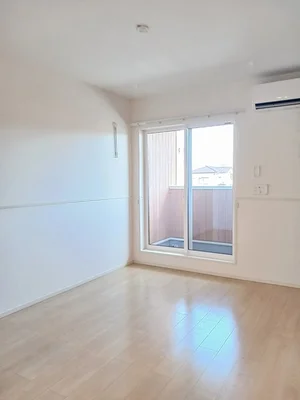 のマンスリーマンション・ウィークリーマンション「グレイス・ココ・ハウス 202・洋室(No.1371687)」メイン画像