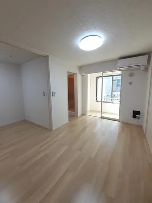 のマンスリーマンション・ウィークリーマンション「ペルル・ジェモー 102・洋室(No.1371720)」メイン画像