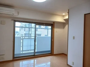 のマンスリーマンション・ウィークリーマンション「メゾン　ド　レイ 703・洋室(No.1371735)」メイン画像