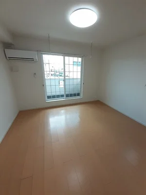 のマンスリーマンション・ウィークリーマンション「メゾン　アンジュ 202・洋室(No.1371748)」メイン画像