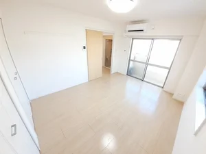 那覇市のマンスリーマンション・ウィークリーマンション「ブライトヒルＭⅡ 401・洋室(No.1371799)」メイン画像