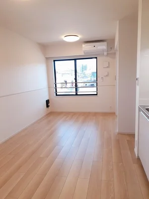 のマンスリーマンション・ウィークリーマンション「フェリーチェ東天王町　Ⅰ 203・洋室(No.1371840)」メイン画像