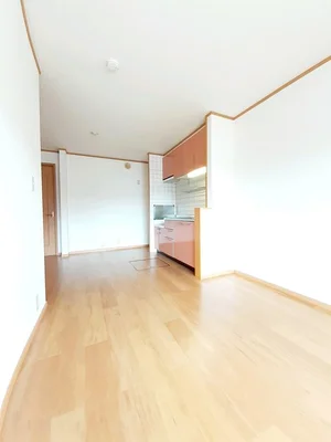 のマンスリーマンション・ウィークリーマンション「サンパティークⅠ 102・洋室(No.1371853)」メイン画像