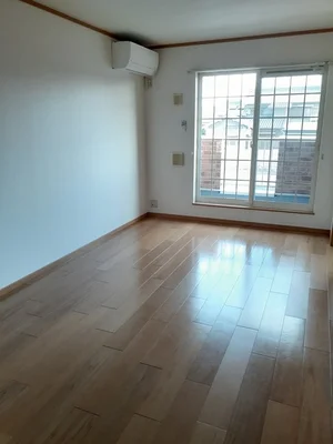 のマンスリーマンション・ウィークリーマンション「エマ－ブルＫ 201・洋室(No.1371854)」メイン画像