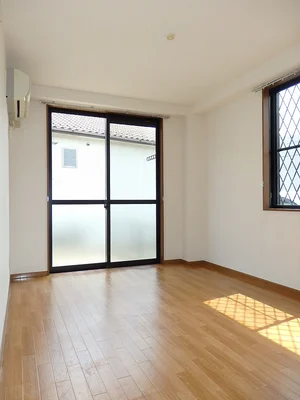 のマンスリーマンション・ウィークリーマンション「グランビアＫ 104・洋室(No.1372011)」メイン画像