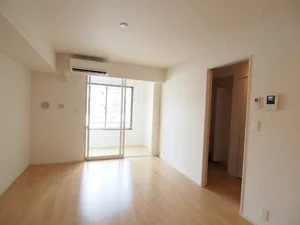 のマンスリーマンション・ウィークリーマンション「メゾンド・プチ・フルールⅦ 103・洋室(No.1372055)」メイン画像