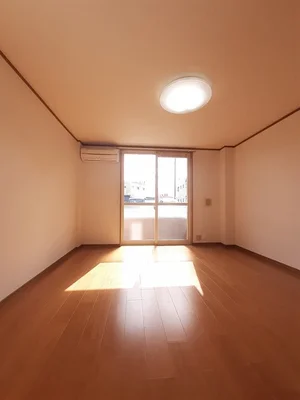 のマンスリーマンション・ウィークリーマンション「ピュアティ弐番館 103・洋室(No.1372067)」メイン画像