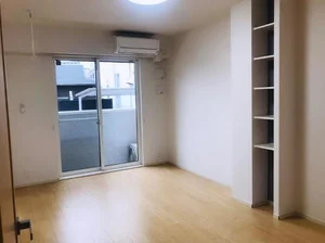 のマンスリーマンション・ウィークリーマンション「リノ・オウメ 102・洋室(No.1372097)」メイン画像