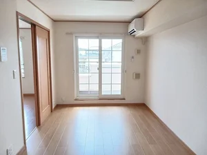 坂東市のマンスリーマンション・ウィークリーマンション「白山ヒルズⅡ　弐番館 203・洋室(No.1372110)」メイン画像