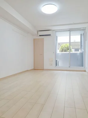 のマンスリーマンション・ウィークリーマンション「ロイヤルナカダ 102・洋室(No.1372160)」メイン画像