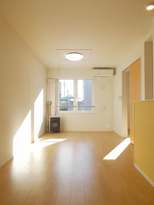 のマンスリーマンション・ウィークリーマンション「モデルノ　ポテーレⅥ 101・洋室(No.1372163)」メイン画像