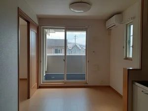 のマンスリーマンション・ウィークリーマンション「カルム・グリシーヌⅡ 201・洋室(No.1372239)」メイン画像