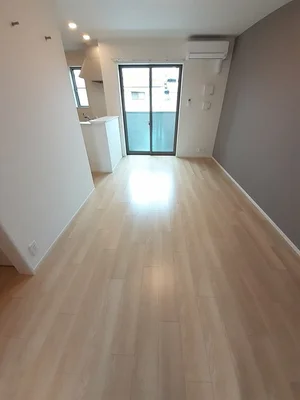 のマンスリーマンション・ウィークリーマンション「アトレ光賀 203・洋室(No.1372274)」メイン画像