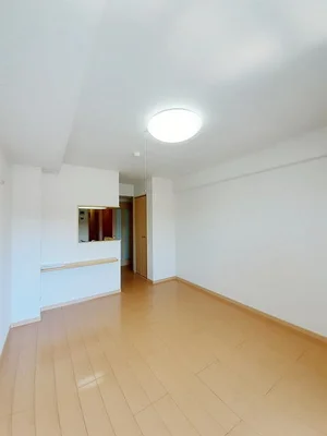 のマンスリーマンション・ウィークリーマンション「Ｓｏｌ　Ｌｅｖａｎｔｅ　国府 305・洋室(No.1372296)」メイン画像