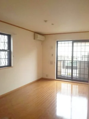 のマンスリーマンション・ウィークリーマンション「プリムローズガーデン 102・洋室(No.1372332)」メイン画像