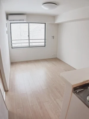 のマンスリーマンション・ウィークリーマンション「グレイス大沢明通 202・洋室(No.1372561)」メイン画像