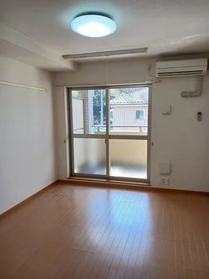 のマンスリーマンション・ウィークリーマンション「ファイン・スクエア 204・洋室(No.1372654)」メイン画像