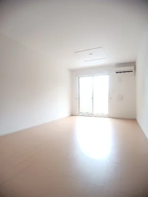 のマンスリーマンション・ウィークリーマンション「ベル　フォレスタ 102・洋室(No.1372678)」メイン画像