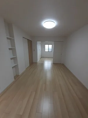 のマンスリーマンション・ウィークリーマンション「サンアニメート 205・洋室(No.1372692)」メイン画像