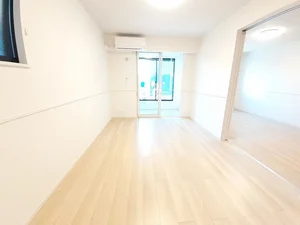 のマンスリーマンション・ウィークリーマンション「ＬａＬａＬａ　Ｓａｋａｉ　Ⅱ 101・洋室(No.1372731)」メイン画像