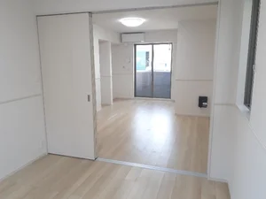 のマンスリーマンション・ウィークリーマンション「プリエール 101・洋室(No.1372733)」メイン画像