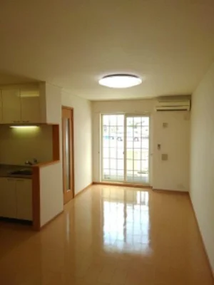 富田駅（三重県）のマンスリーマンション・ウィークリーマンション「ルーカスⅢ 102・洋室(No.1372794)」メイン画像