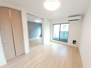 のマンスリーマンション・ウィークリーマンション「ウッドヴィレッジ甲南ＳＯＵＴＨ 206・洋室(No.1372810)」メイン画像