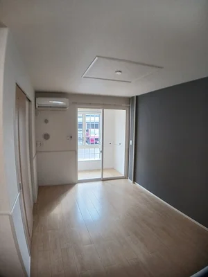 のマンスリーマンション・ウィークリーマンション「ウェスト　ローレル　Ａ 102・洋室(No.1372928)」メイン画像