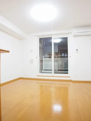 のマンスリーマンション・ウィークリーマンション「アンフォレット　Ｂ 202・洋室(No.1372934)」メイン画像