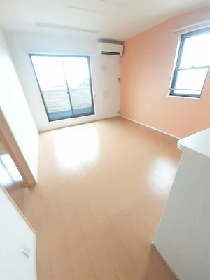 のマンスリーマンション・ウィークリーマンション「ブエナ　ローザ 201・洋室(No.1373061)」メイン画像