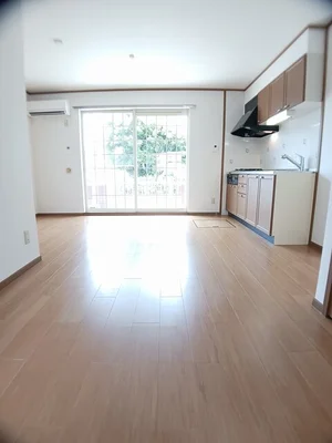 のマンスリーマンション・ウィークリーマンション「プリムヴェール　Ａ 101・洋室(No.1373130)」メイン画像