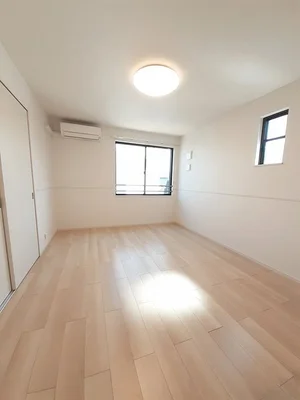 のマンスリーマンション・ウィークリーマンション「マルリⅢ 201・洋室(No.1373146)」メイン画像