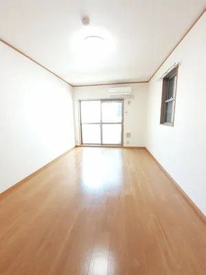 のマンスリーマンション・ウィークリーマンション「レガート元町 203・洋室(No.1373193)」メイン画像