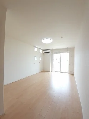 のマンスリーマンション・ウィークリーマンション「グランレジデンス　国府　Ｂ－Ⅱ 101・洋室(No.1373231)」メイン画像