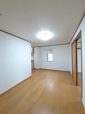 のマンスリーマンション・ウィークリーマンション「アムール・ハザカＤ 102・和室(No.1373236)」メイン画像