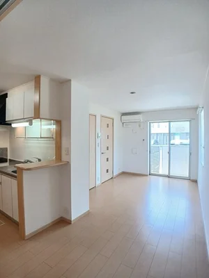 のマンスリーマンション・ウィークリーマンション「ベル・イリーデＡ 101・洋室(No.1373259)」メイン画像