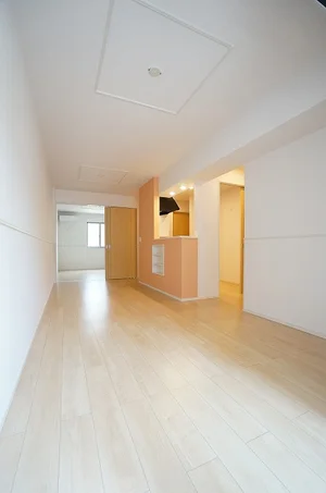 のマンスリーマンション・ウィークリーマンション「メゾン・ハウオリ 102・洋室(No.1373309)」メイン画像