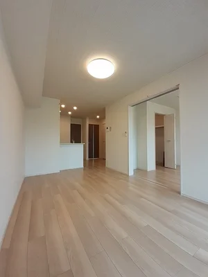 滝沢市のマンスリーマンション・ウィークリーマンション「フリーレン 102・洋室(No.1373543)」メイン画像