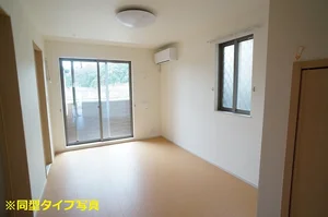 のマンスリーマンション・ウィークリーマンション「シャン・ド・フルール 103・洋室(No.1373597)」メイン画像