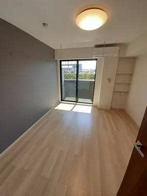 のマンスリーマンション・ウィークリーマンション「エクシードⅢ 102・洋室(No.1373647)」メイン画像