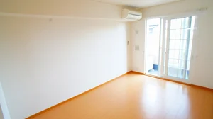 のマンスリーマンション・ウィークリーマンション「エアリークレメントⅡ 102・洋室(No.1373668)」メイン画像