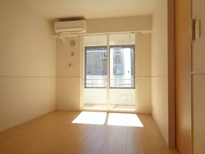 のマンスリーマンション・ウィークリーマンション「プランドール岐南 103・洋室(No.1373770)」メイン画像