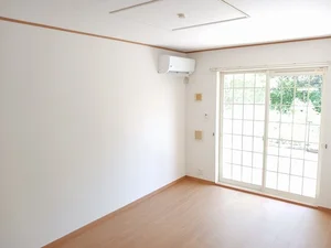 七和駅（三重県）のマンスリーマンション・ウィークリーマンション「ヒューゲル　プラースⅡ 101・洋室(No.1373813)」メイン画像